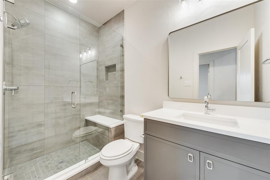 Lewisville Waters Edge II Condominium - Residential