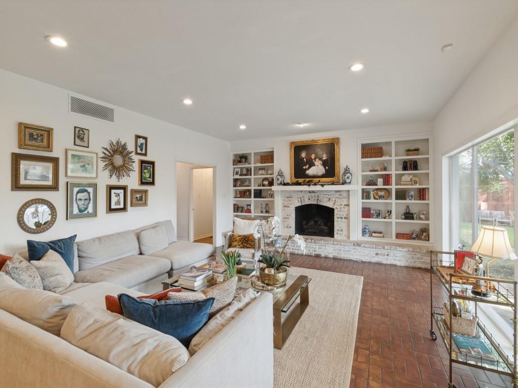 4448 Hallmark Drive