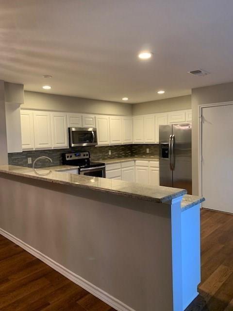 Monticello Park - Residential Lease