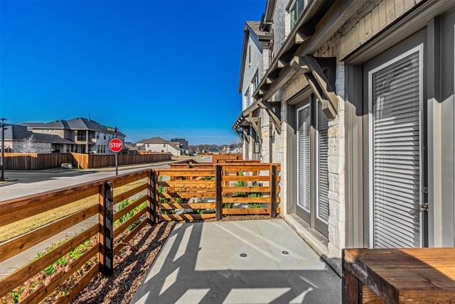 8148 Legacy Oak Drive