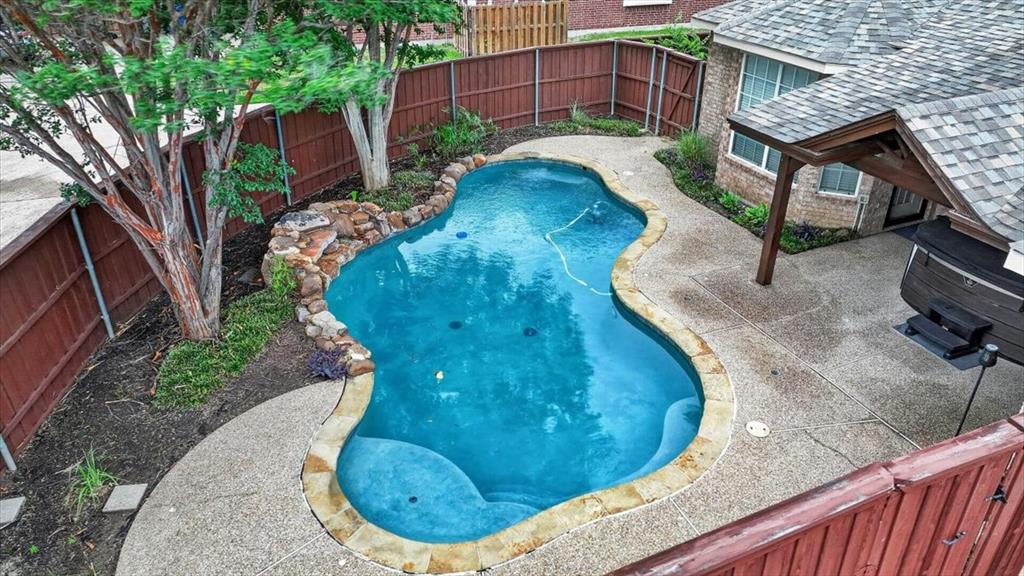 402 Montclair Drive