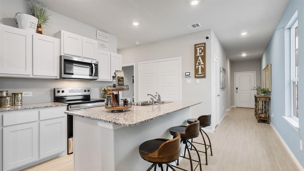 3008 MAPLE ORCHARD Lane