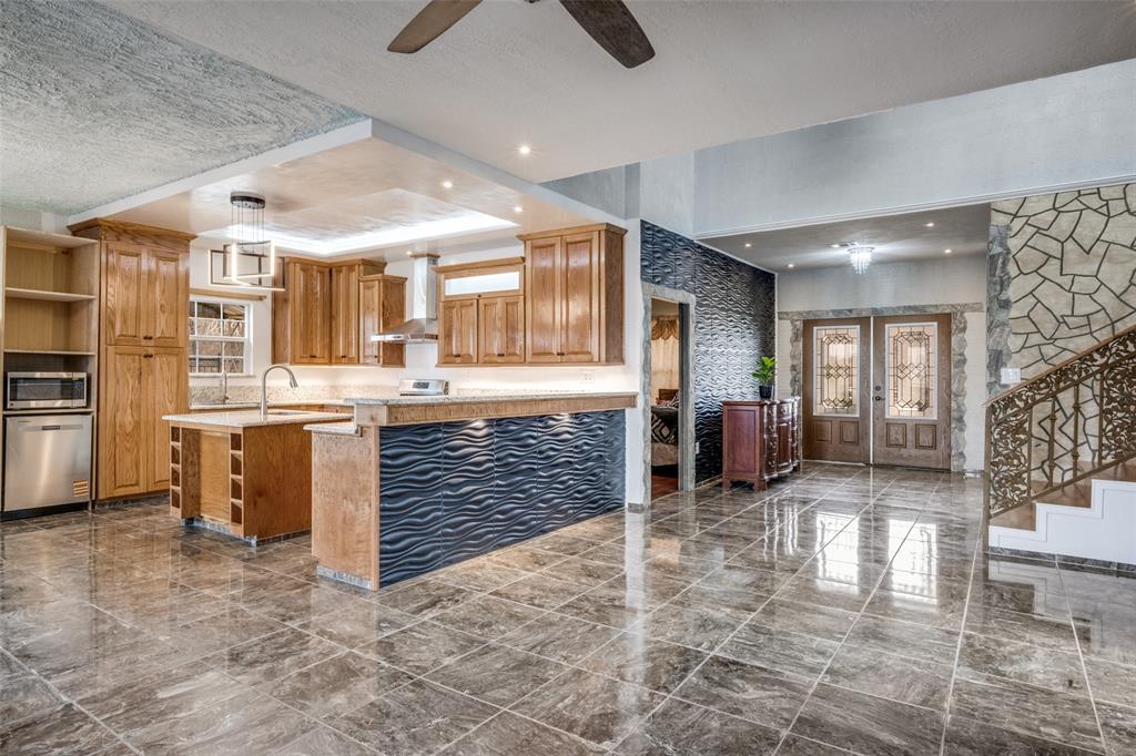 799 County Road 1596