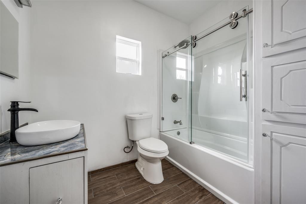 GILLIAM - Residential