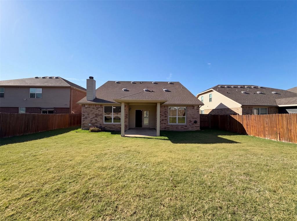 1411 Niagara Falls Court