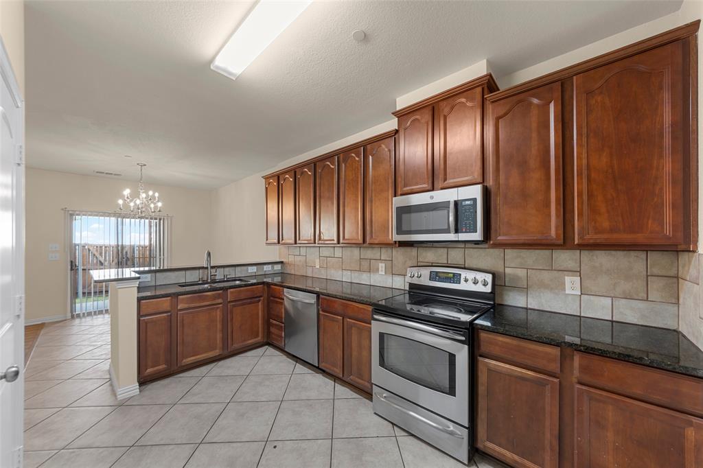 Redhill Spgs - Residential Lease