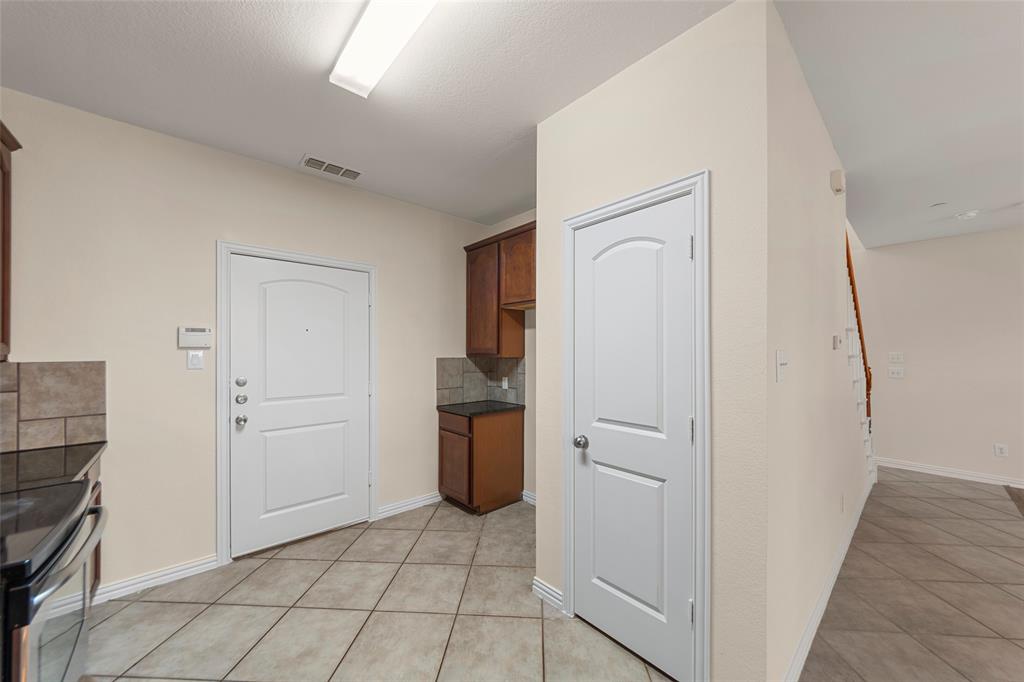 Redhill Spgs - Residential Lease