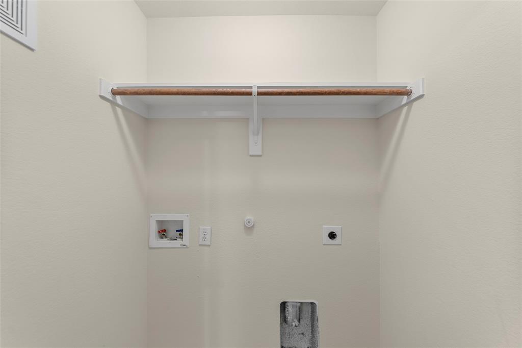 Redhill Spgs - Residential Lease