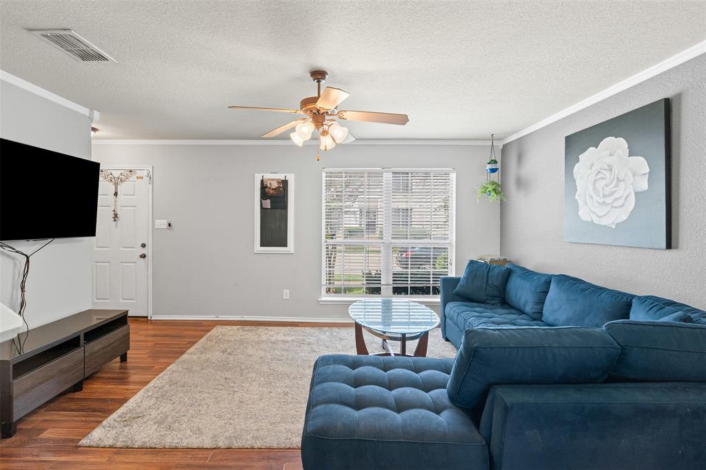 5749 Giddyup Lane