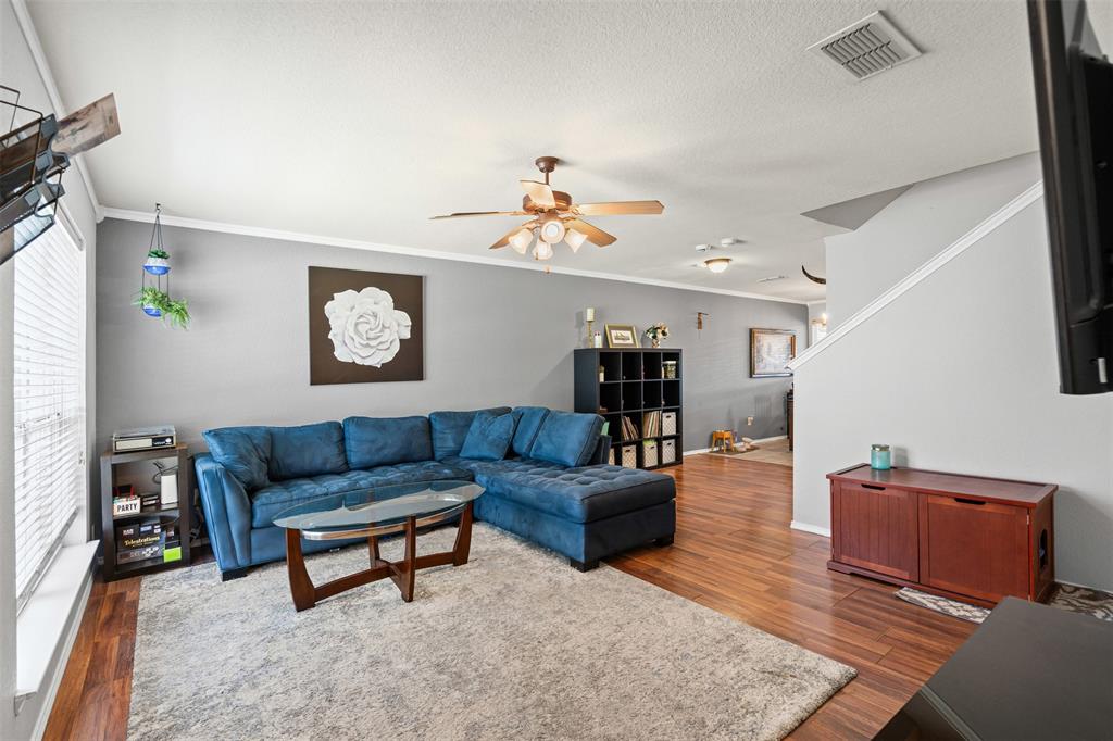 5749 Giddyup Lane