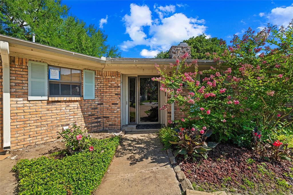4709 Wood Springs Court