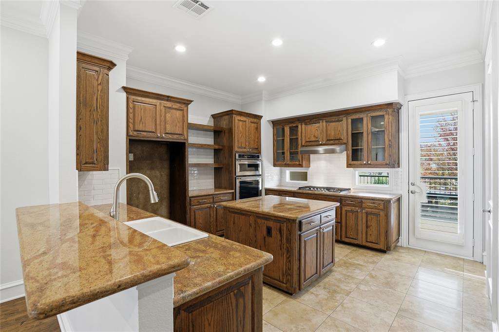 Southlake Town Square Brownsto - Residential