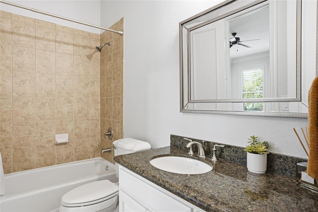 Southlake Town Square Brownsto - Residential