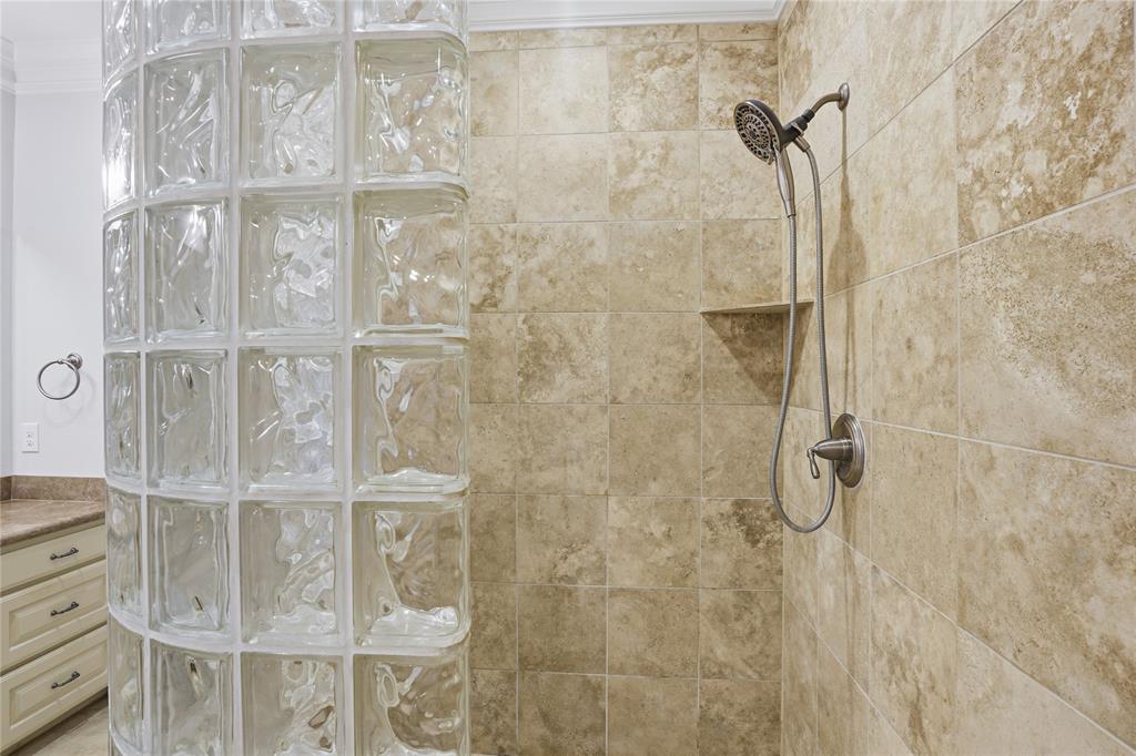 Southlake Town Square Brownsto - Residential