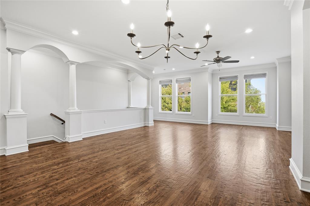 Southlake Town Square Brownsto - Residential