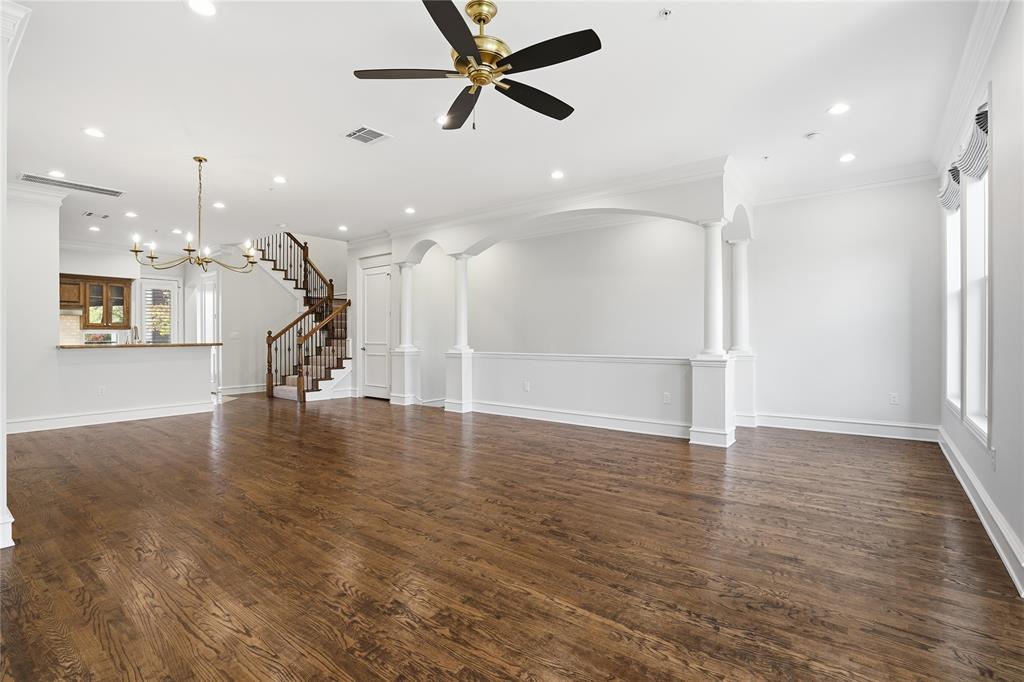 Southlake Town Square Brownsto - Residential