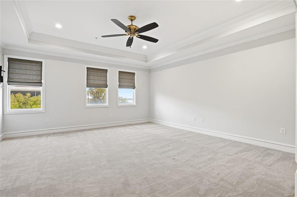 Southlake Town Square Brownsto - Residential