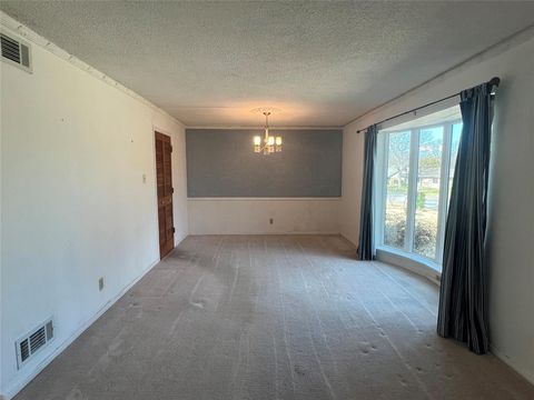 Tiny photo for 813 Misty Glen Drive, DeSoto, TX 75115 (MLS # 21197175)