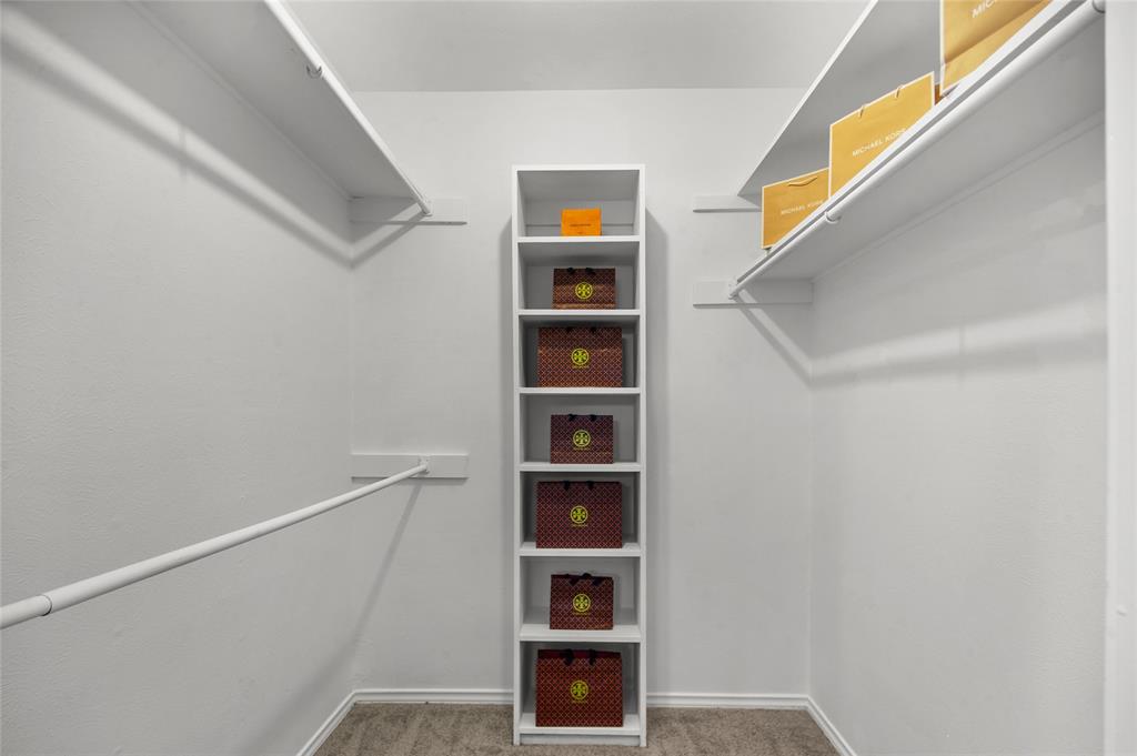 Boardwalk On The Pkwy Condos - Residential