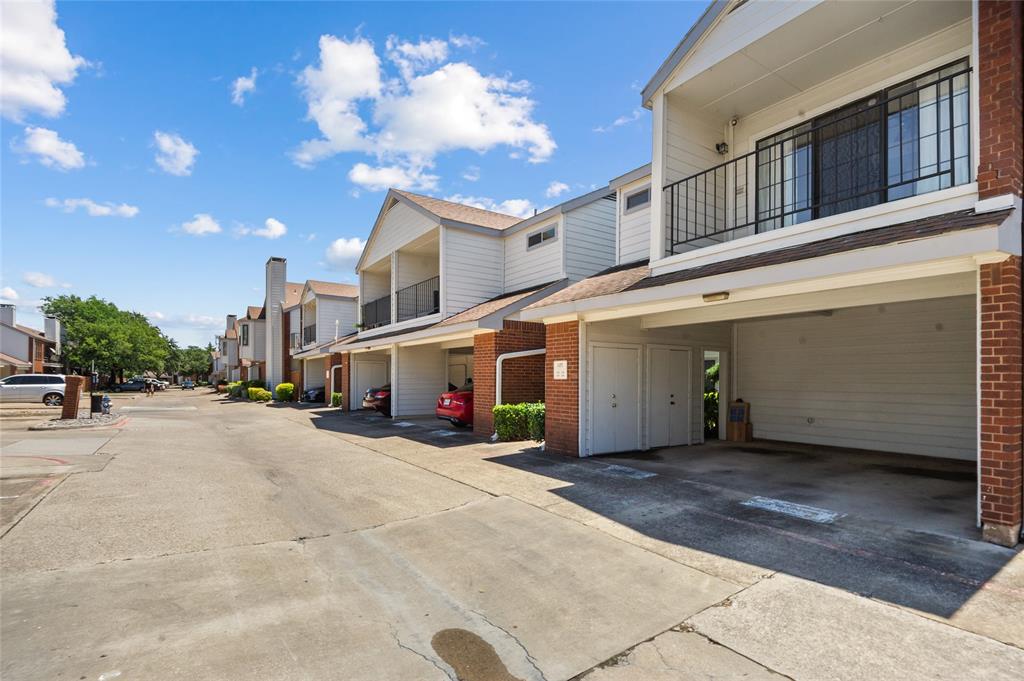 Boardwalk On The Pkwy Condos - Residential