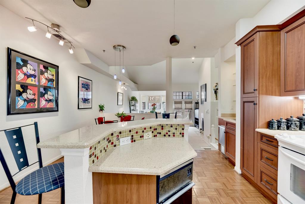 Woodshire Court Condos - Residential