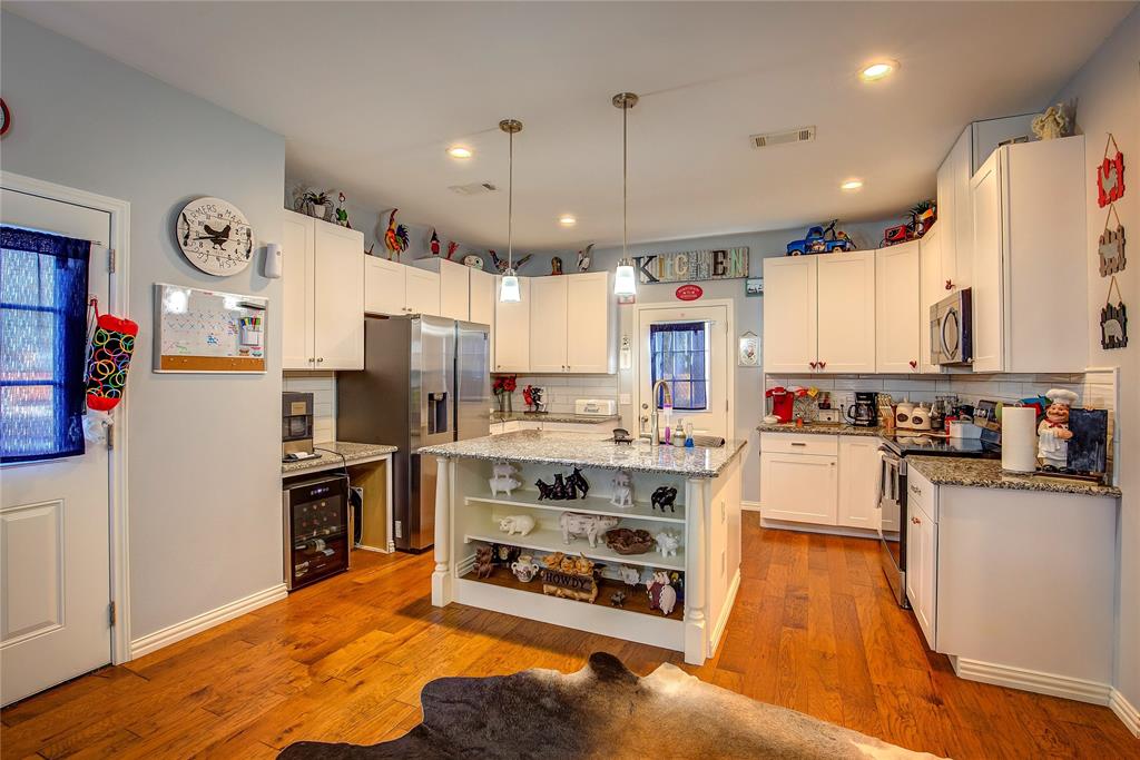 Whispering Oaks - Residential