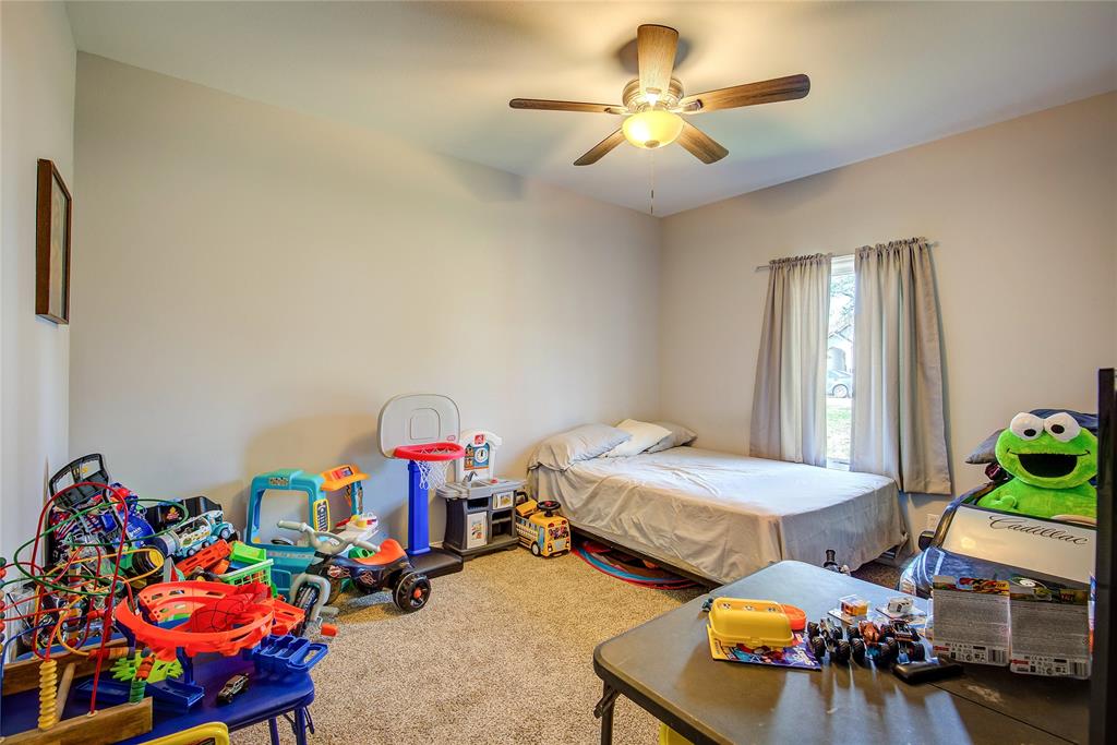 Whispering Oaks - Residential