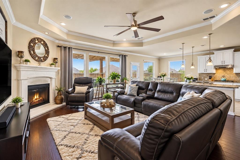 6825 San Antonio Drive