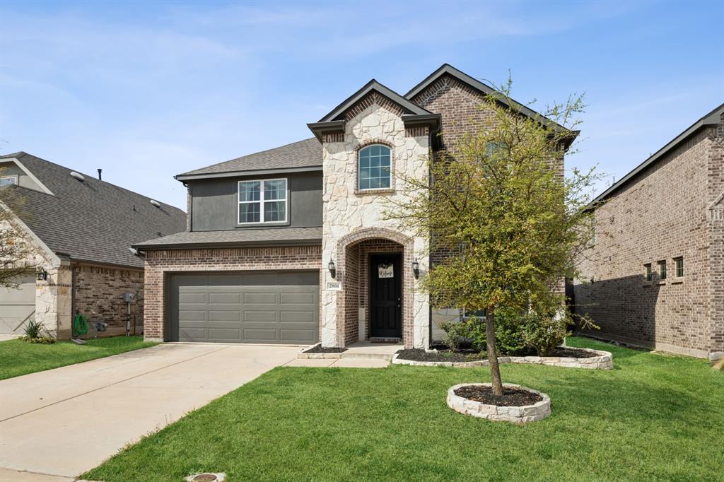 2801 Willow Lane