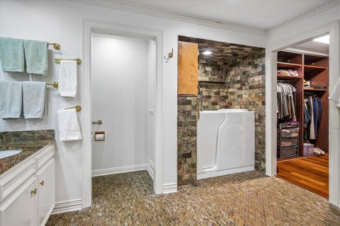 Tiny photo for 4500 Roland Avenue #807, Highland Park, TX 75219 (MLS # 21384019)