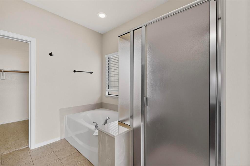 Mountain Valley Lake Tr - Residential