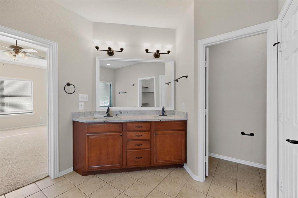 Mountain Valley Lake Tr - Residential