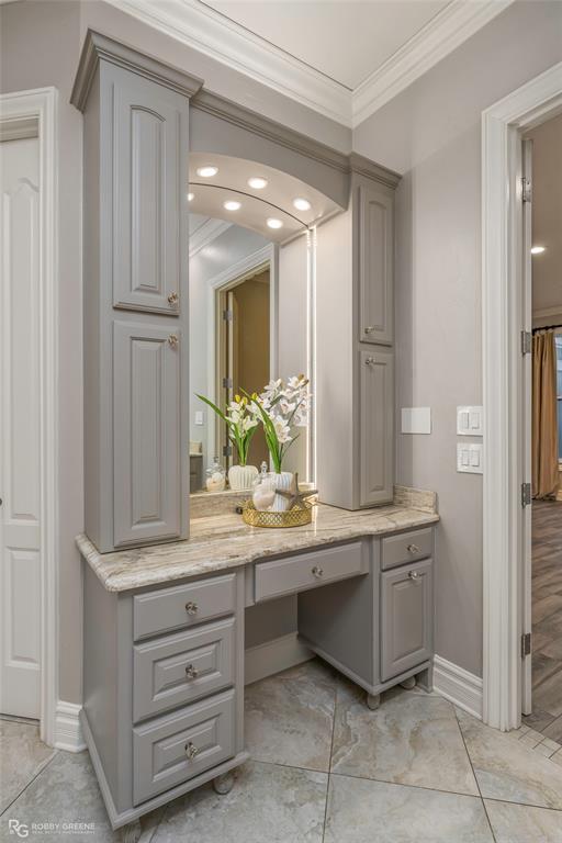 Oak Alley - Residential