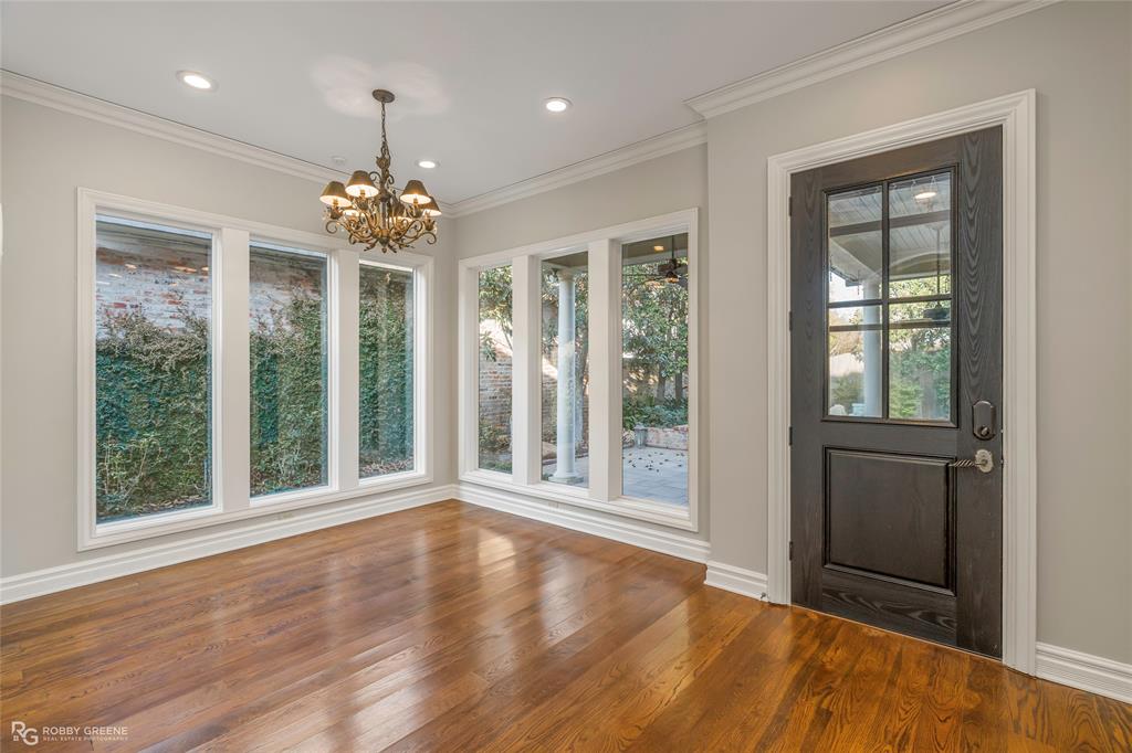 Oak Alley - Residential