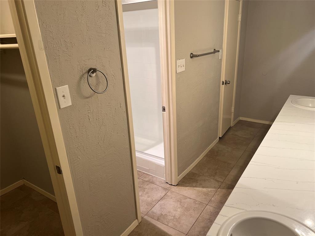 Brookhollow Arlington - Residential Lease