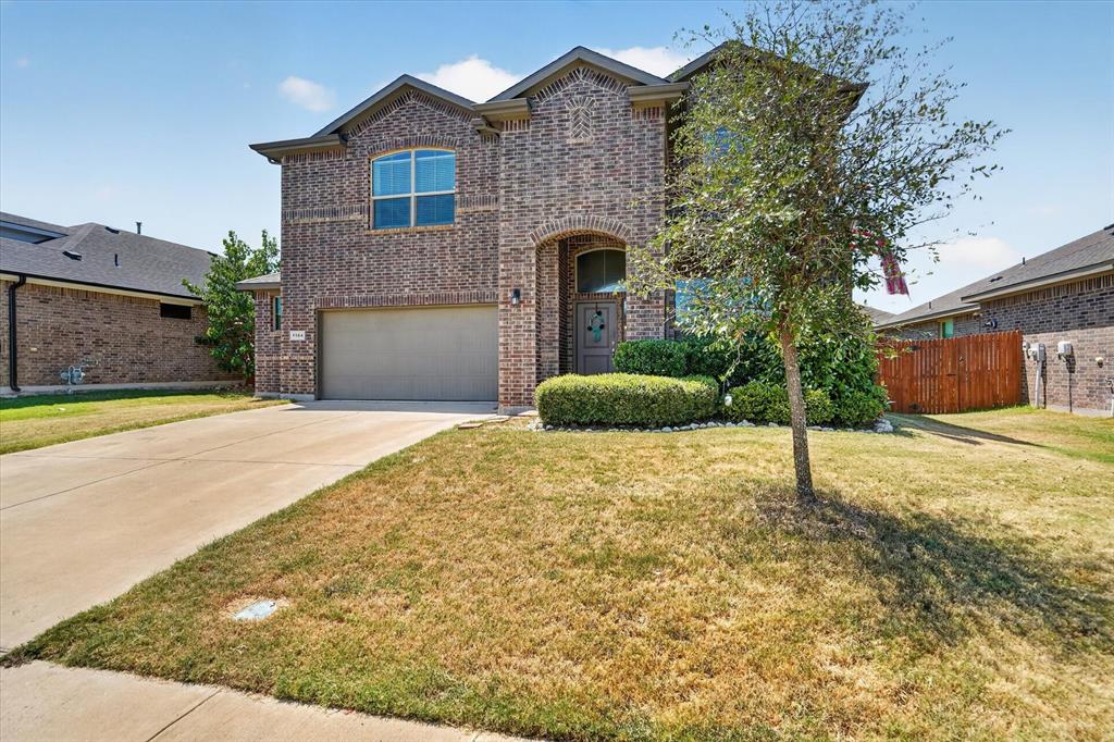 1104 Larkspur Lane