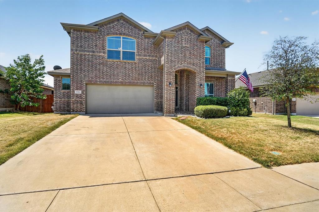 1104 Larkspur Lane