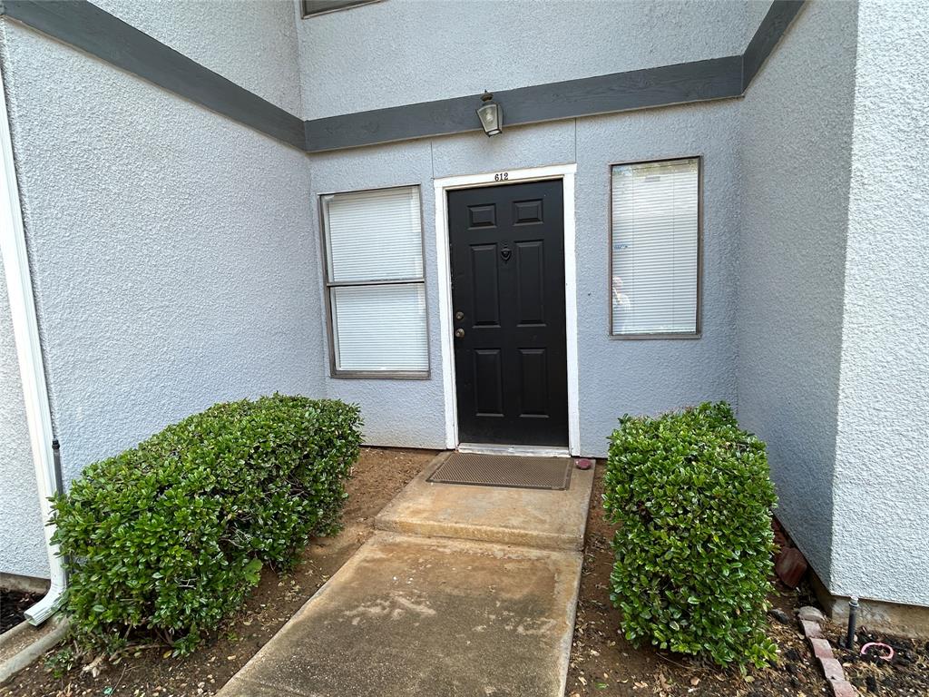 612 Ridgeline Drive