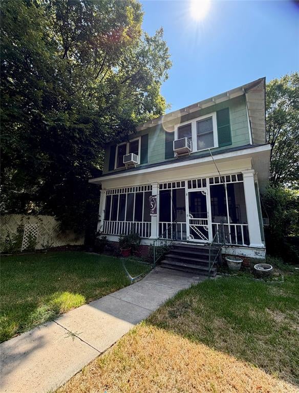 619 Topeka Street