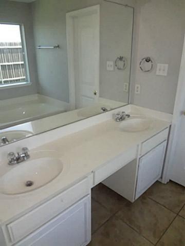 Forman Williamsburg Square Ph - Residential Lease