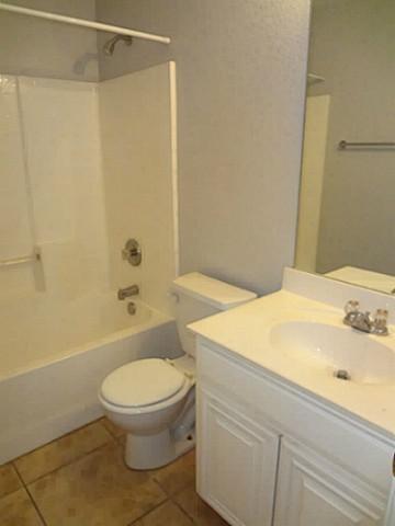 Forman Williamsburg Square Ph - Residential Lease