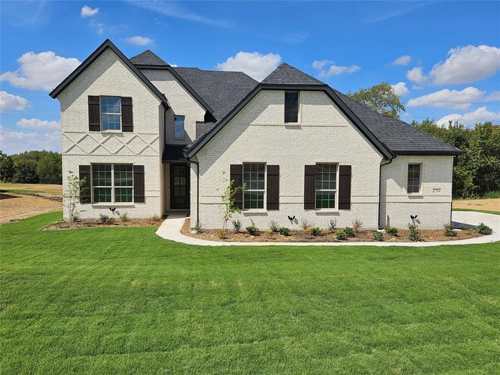 Photo 1 of 40 — 3204 Windmill Road, Van Alstyne, TX 75495