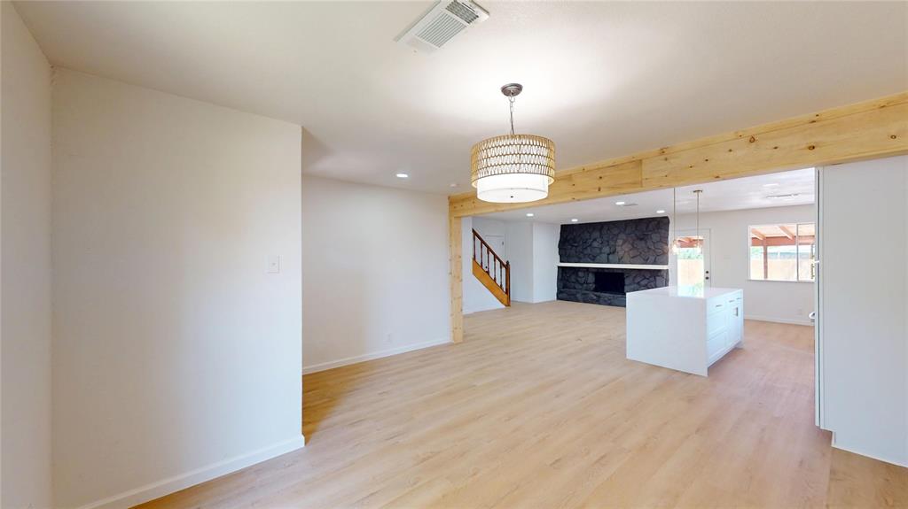 2534 N Saint Augustine Drive