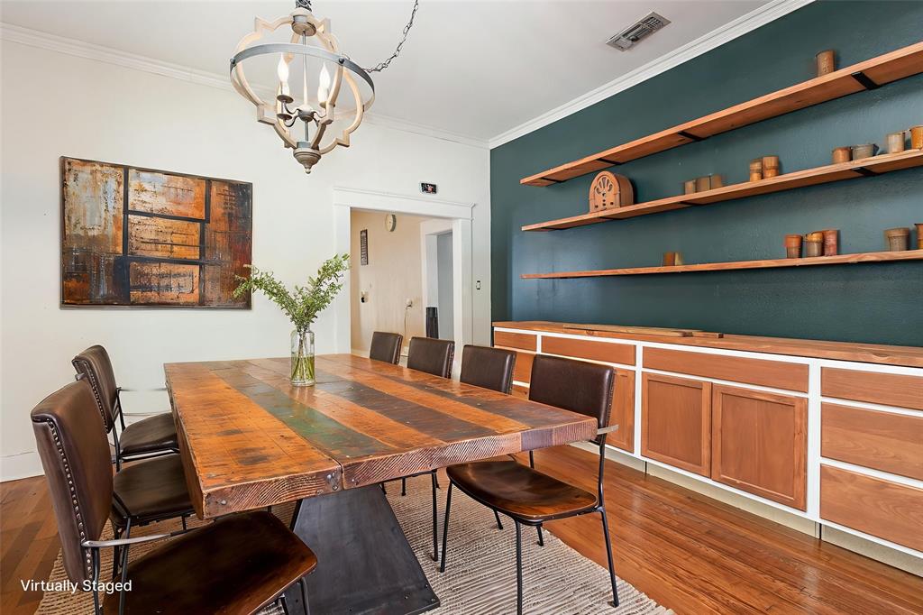 University-Rev - Residential