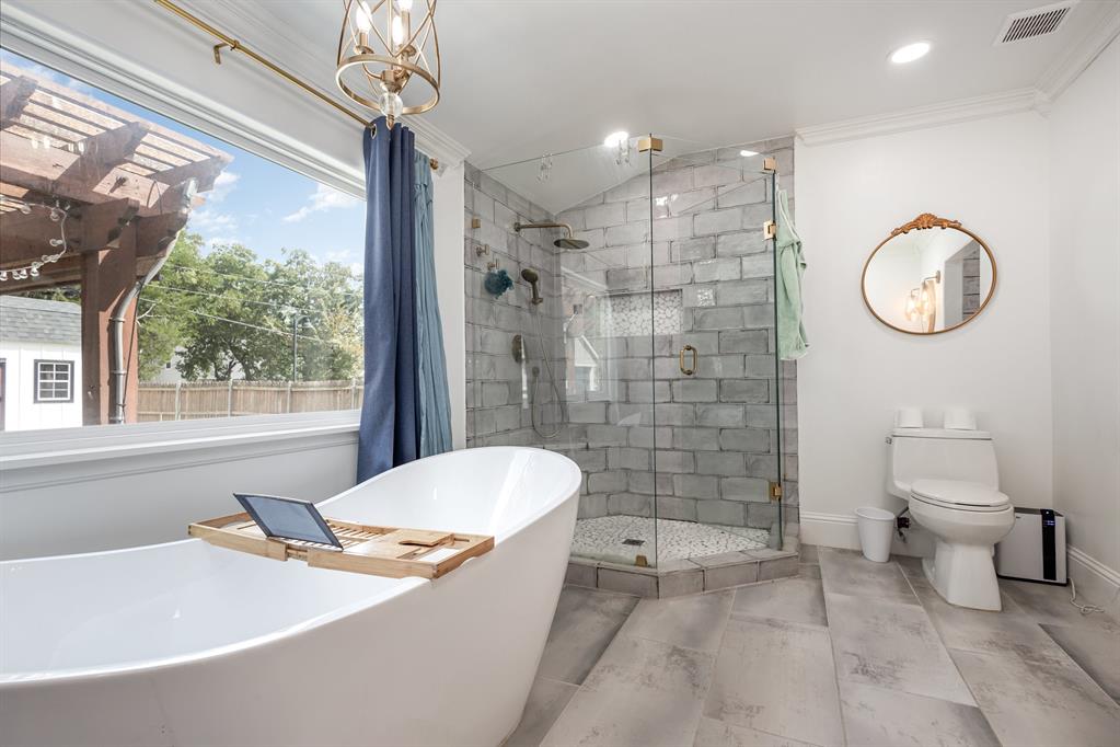 University-Rev - Residential