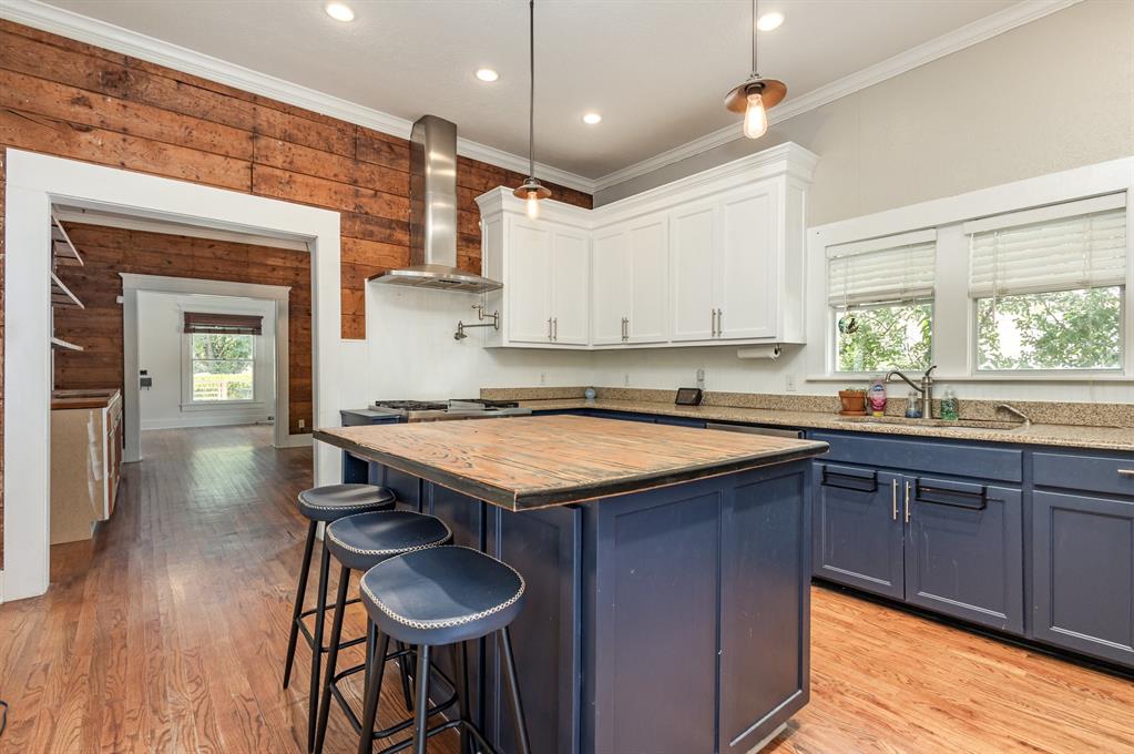 University-Rev - Residential