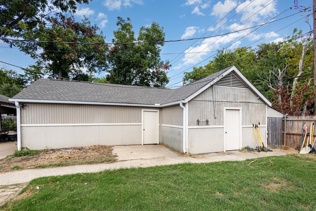 University-Rev - Residential