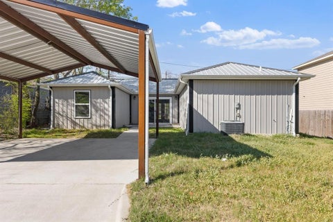Tiny photo for 805 S 4th Street, Bonham, TX 75418 (MLS # 21395486)
