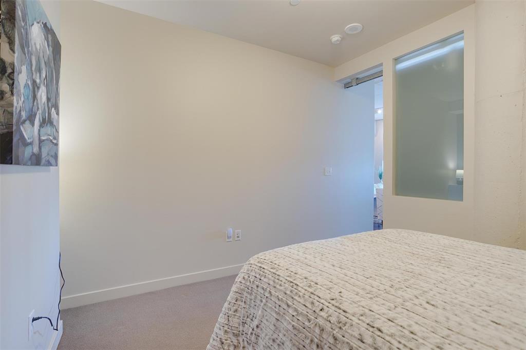 One Montgomery Plaza Residence Condo - Residential Lease