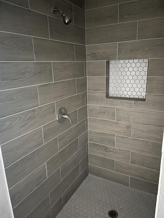 Rolling Creek 01 Inst - Residential